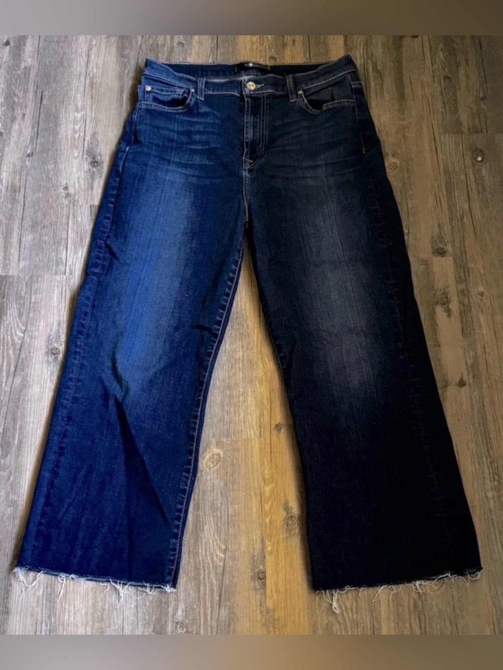 7 For All Mankind Wide Leg Cropped Alexa Jeans Size 32